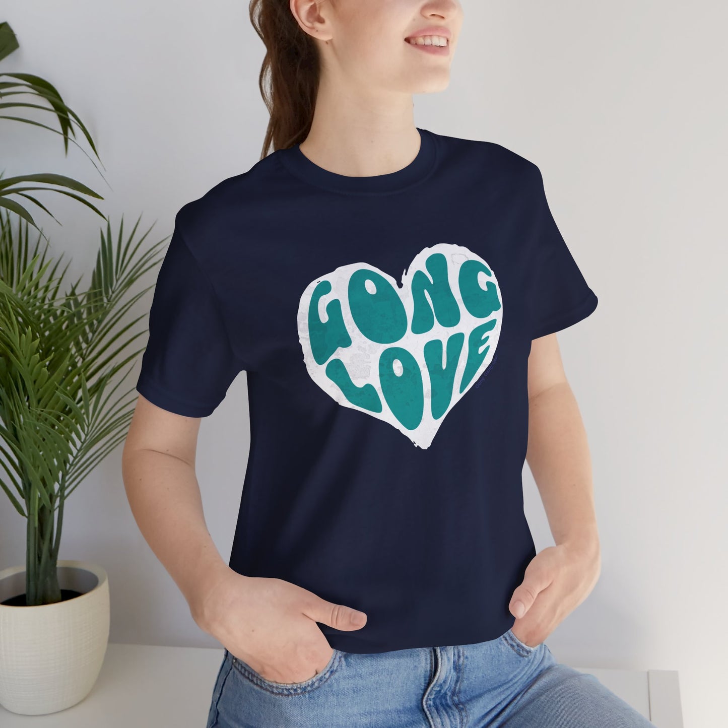 GONG LOVE HEART (B+C Unisex tee)